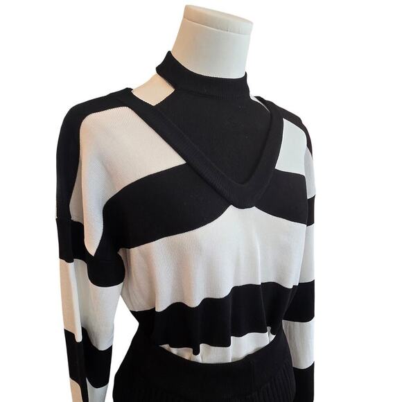 NWT Black & White Two Piece Pant Set Size OZ Small-Large - Picture 3 of 7